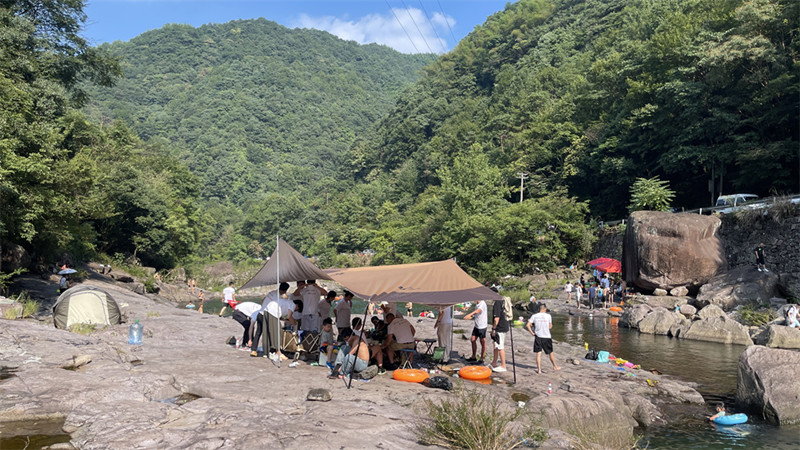 OB视讯公司的夏季团建活动取得圆满成功